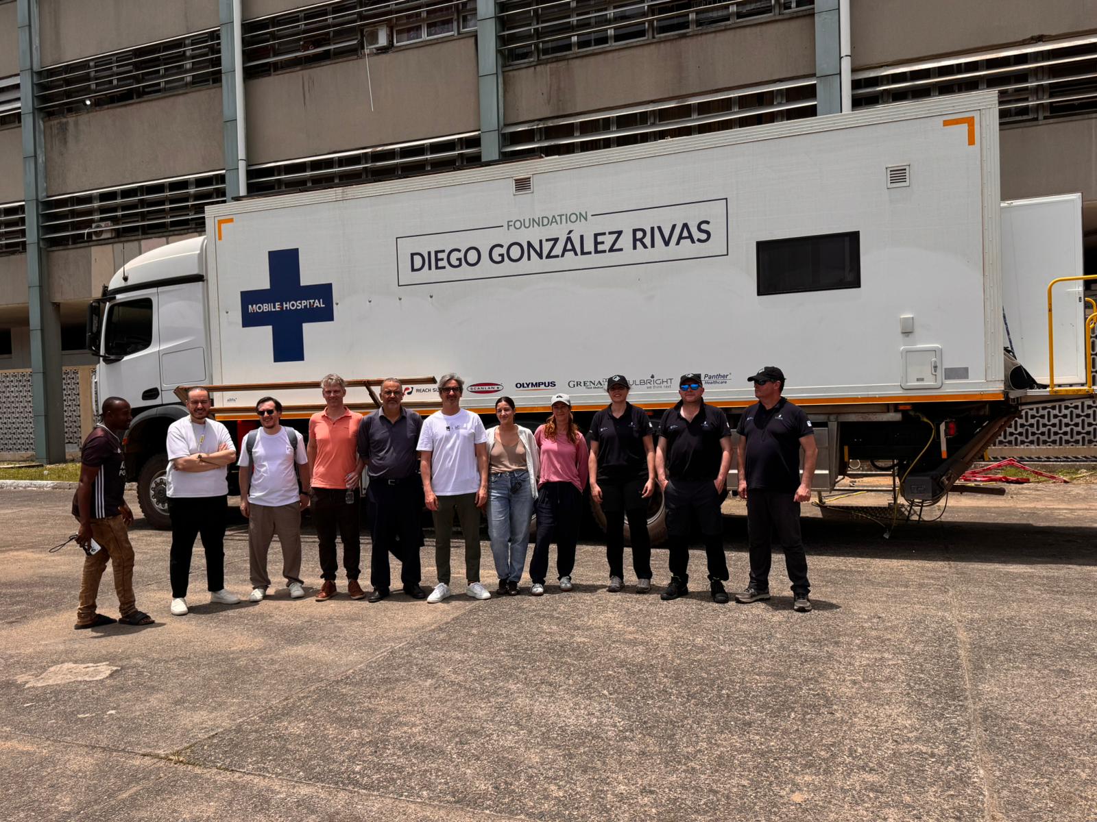 Equipo de la Fundación Diego González Rivas en Liberia